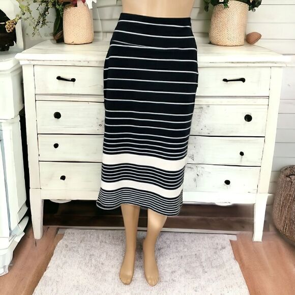 Athleta Skirt Size Xs Black White Stripe Side Slits Pull On Stretch Nautical. Co - Picture 13 of 15